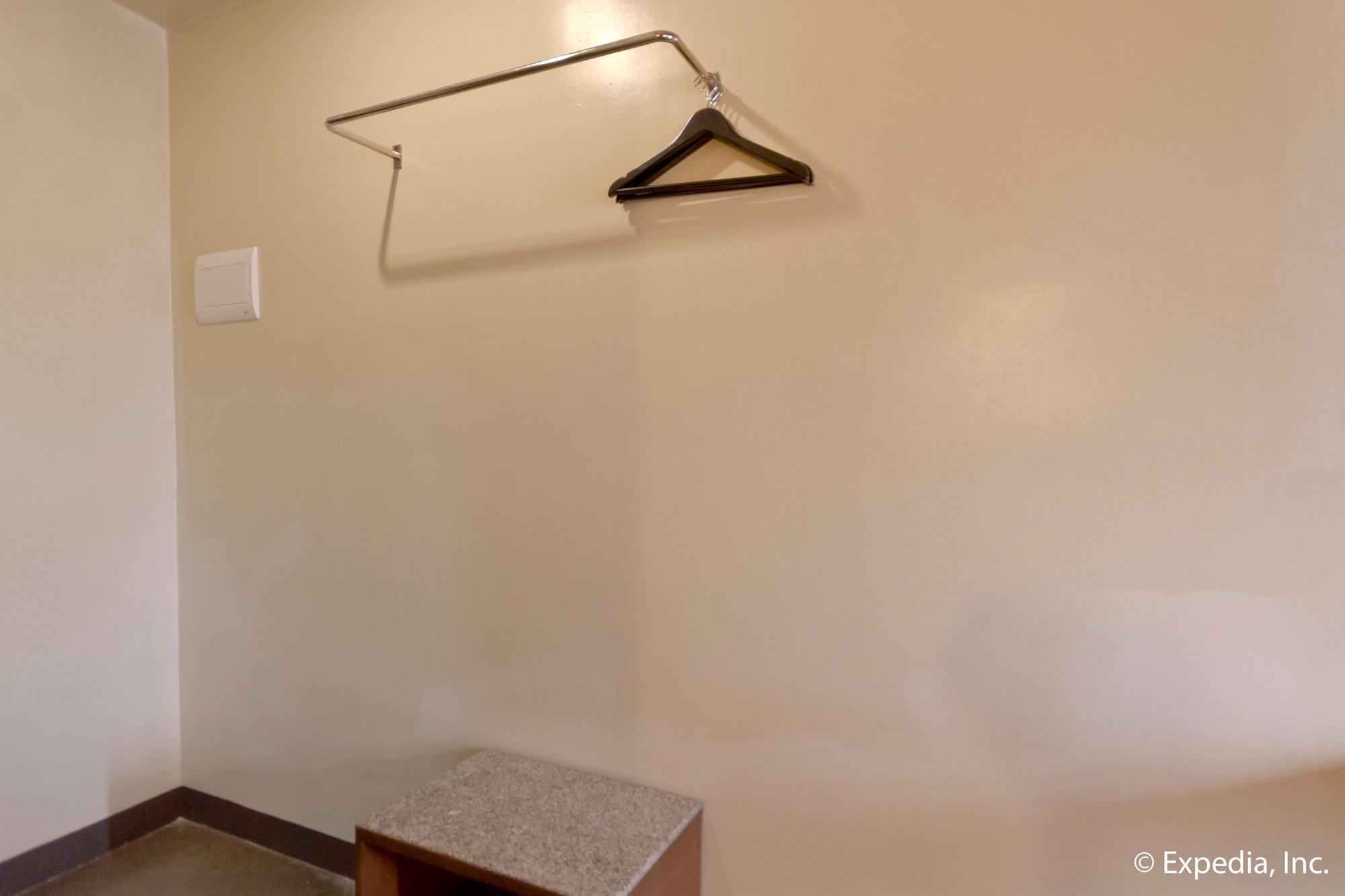Express Inn Mactan Мактан Екстериор снимка