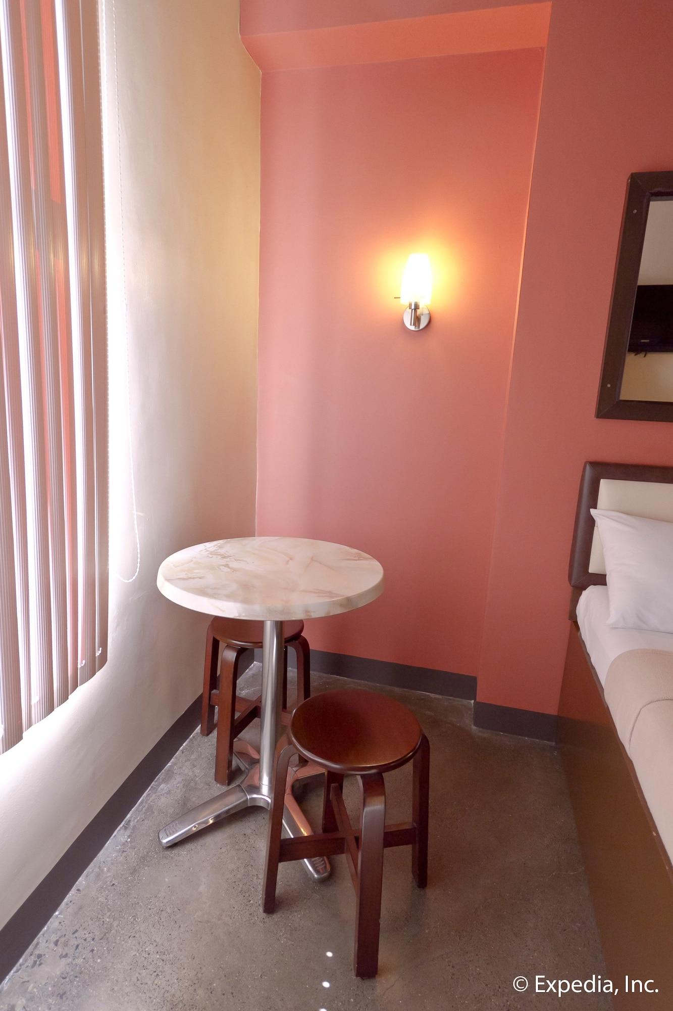 Express Inn Mactan Мактан Екстериор снимка
