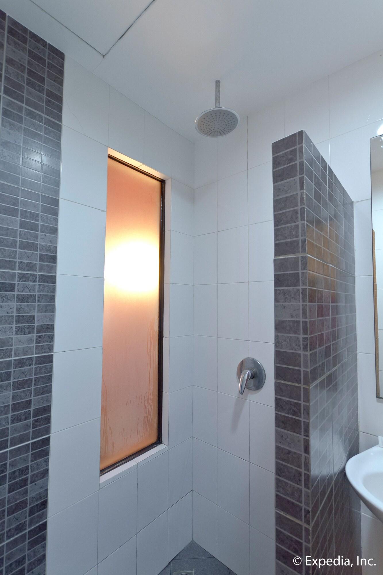 Express Inn Mactan Мактан Екстериор снимка