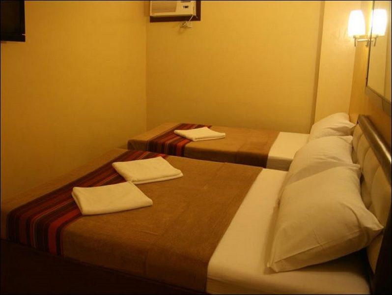 Express Inn Mactan Мактан Екстериор снимка
