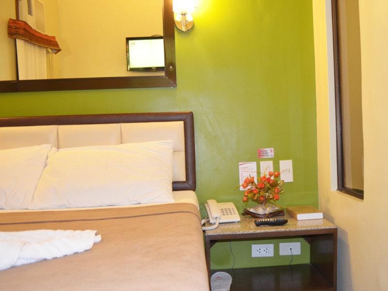 Express Inn Mactan Мактан Екстериор снимка