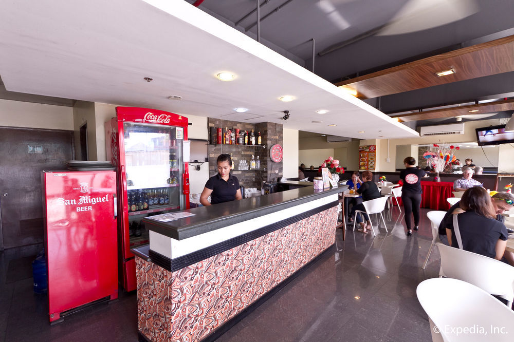 Express Inn Mactan Мактан Екстериор снимка