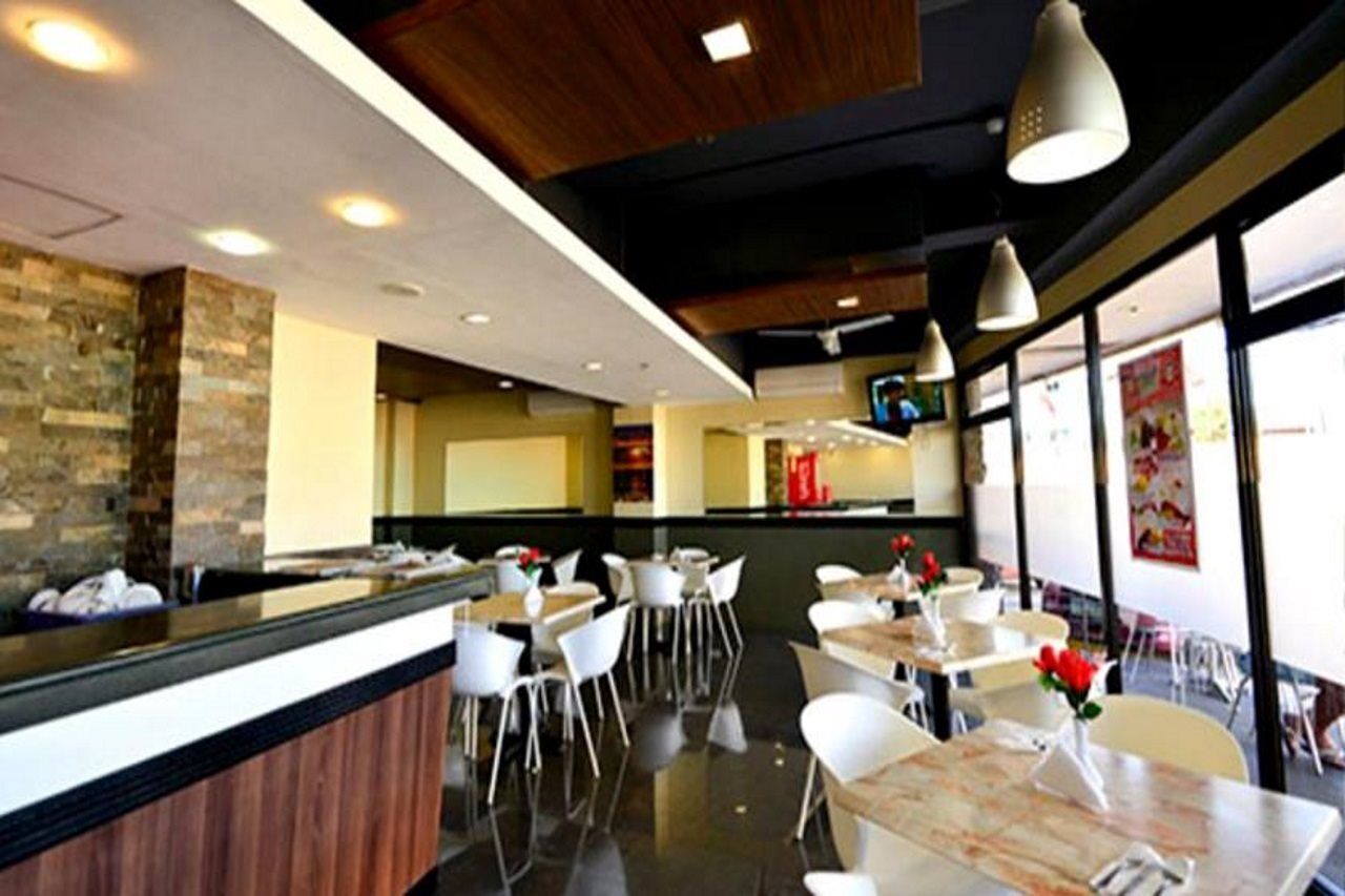 Express Inn Mactan Мактан Екстериор снимка